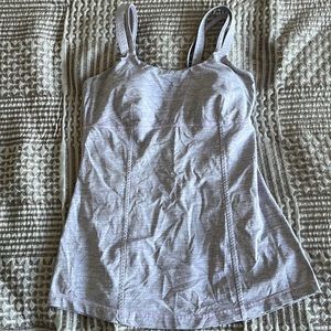 Lululemon women’s tank size 6